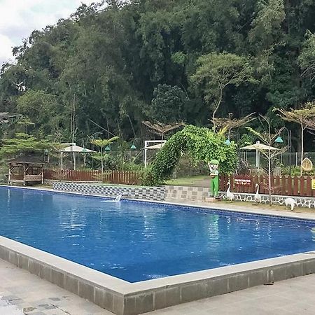 Hotel Reddoorz Near Wisata Paribendo Lawang Exterior foto
